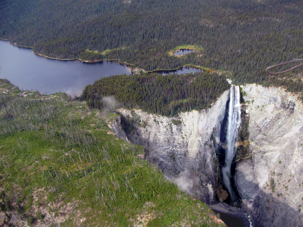 Hunlen Falls The outflow from Turner Lake in Tweedsmuir So… Flickr