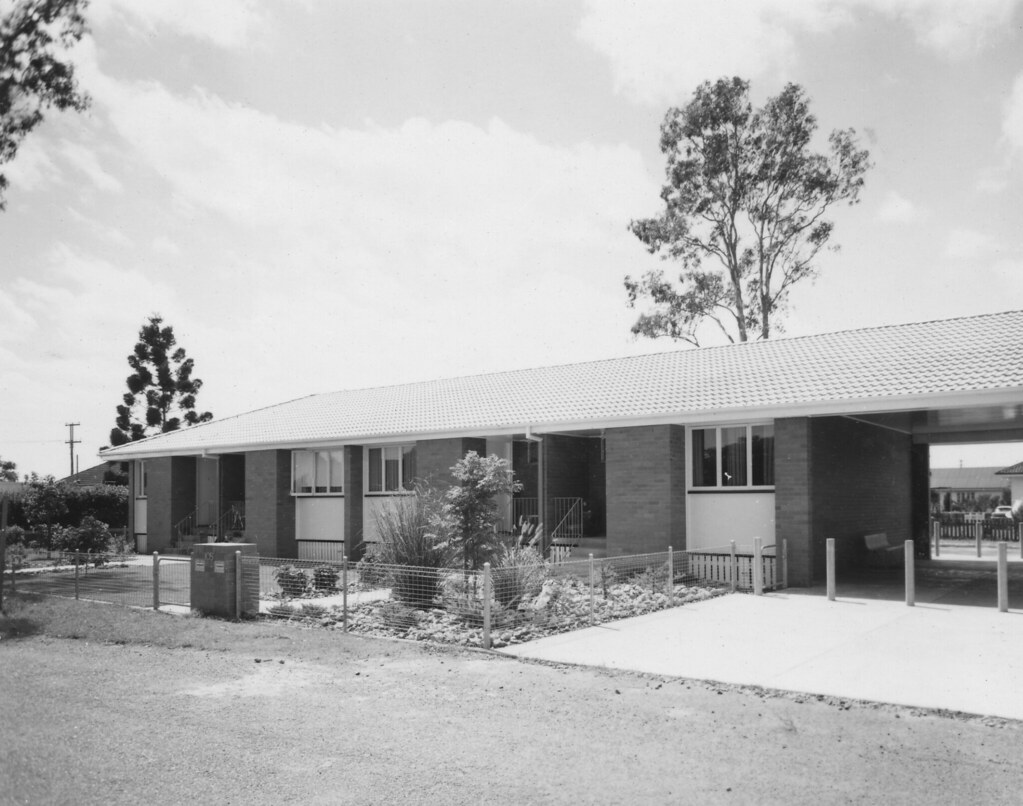 ITM1624002 Queensland Housing Commission aged people's hom… Flickr
