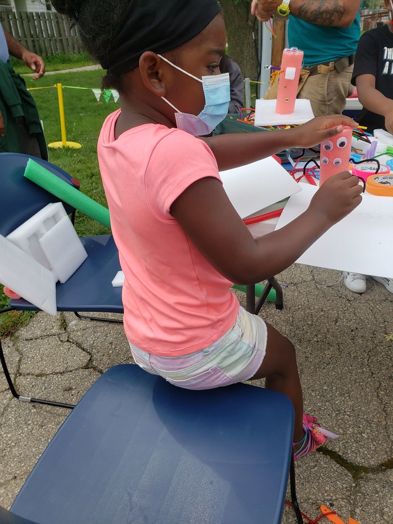 Arts in the Alley Hawthorne Library Bubbler Artists 2021… Madison