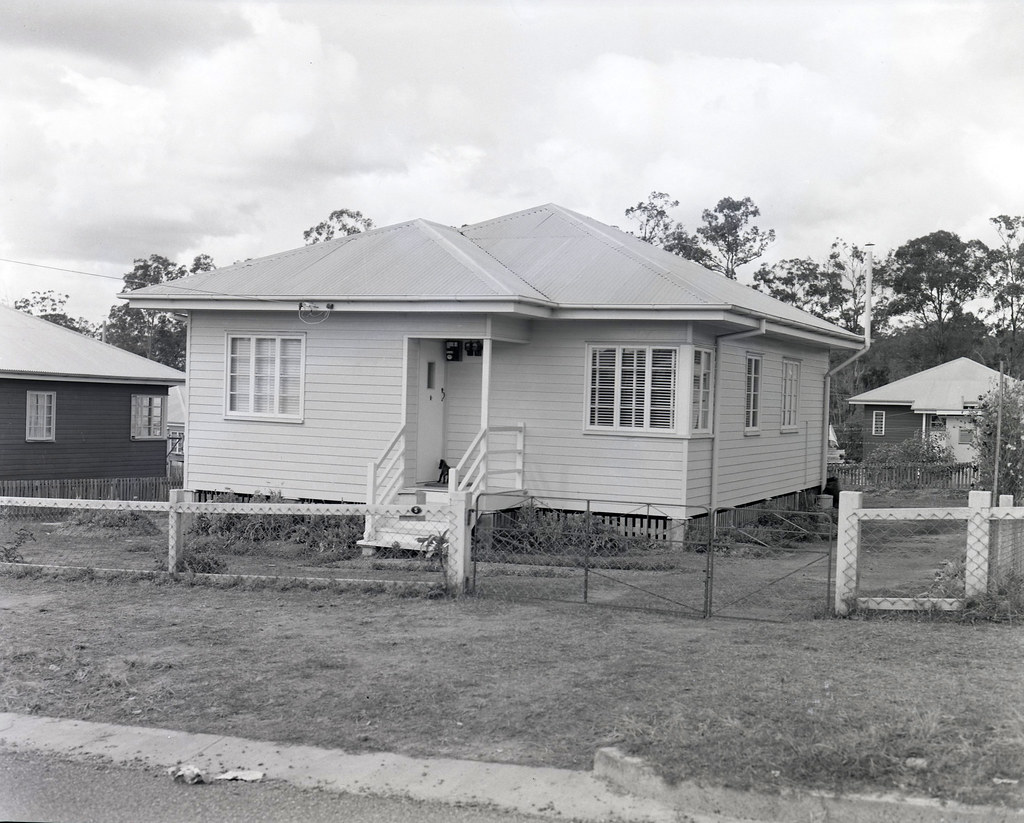 ITM3317621 Qld Housing Comm Dwelling Inala, 1954 Research … Flickr