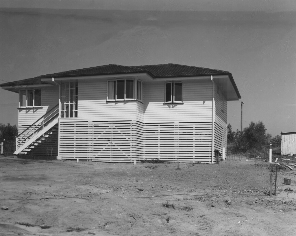 ITM1675800 Queensland Housing Commission home, 1972 Flickr