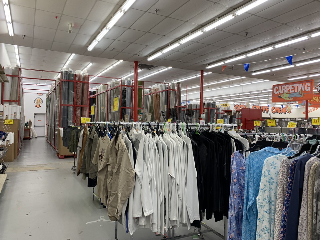 Ollie's Bargain Outlet interior Ollie's Bargain Outlet 84… Flickr
