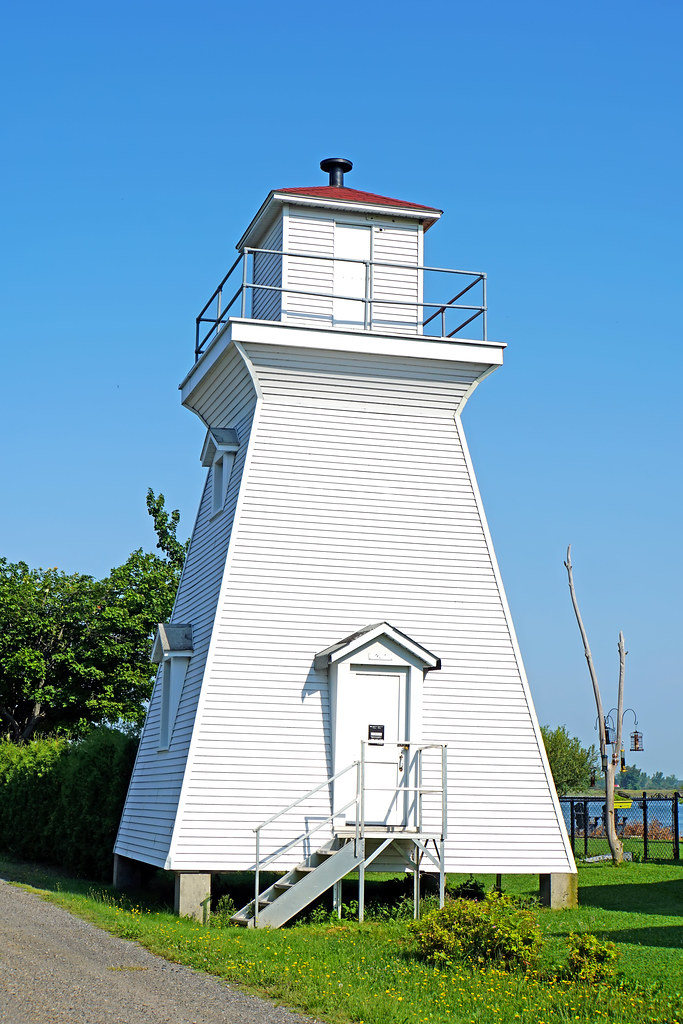 Quebec00720 Saint Anne De Sorel Front Range PLEASE, NO … Flickr