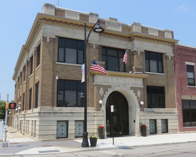 Kendallville, Indiana City Hall and Police Station a photo on Flickriver