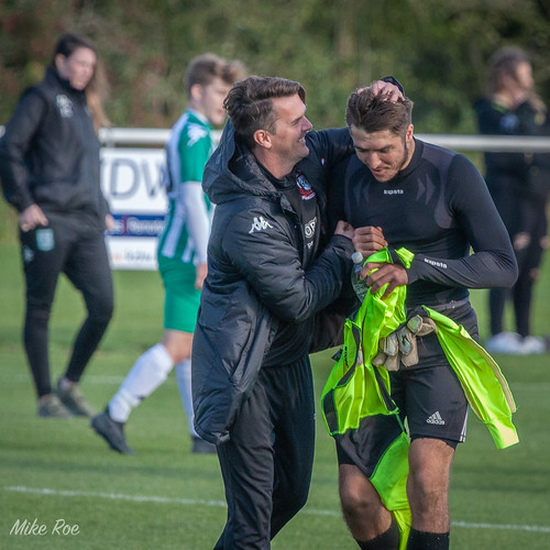 Ringwood FC 26092031 Mike Roe Flickr