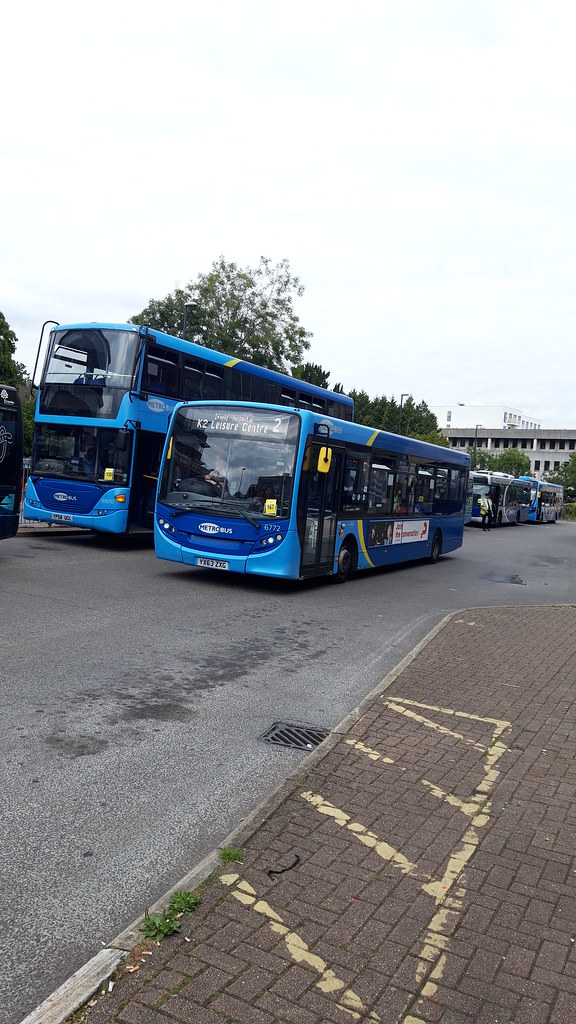 Crawley and Gatwick Buses 13thSeptember2021 Lewis Melrose Flickr
