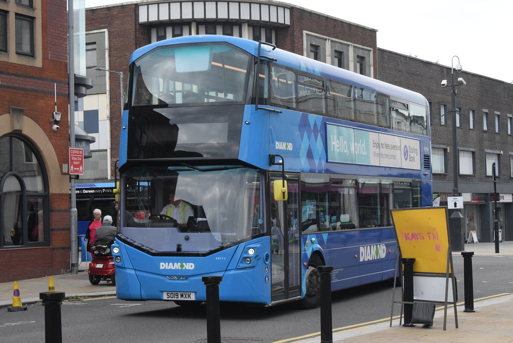 DNW 40711 Bolton Interchange Diamond North West Wright S… Flickr
