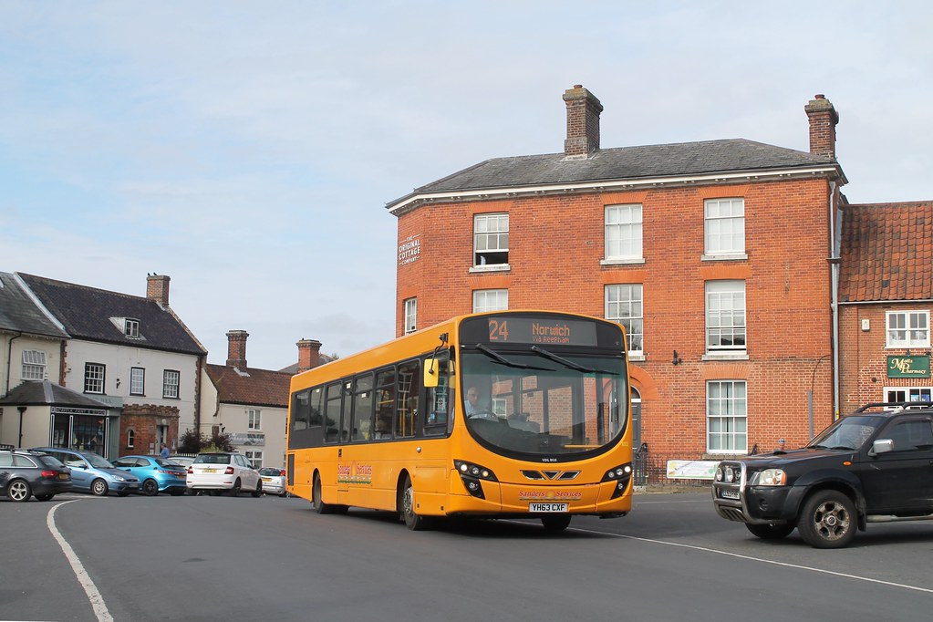 Sanders 402 0915hrs Fakenham to Norwich 130921 One final s… Flickr