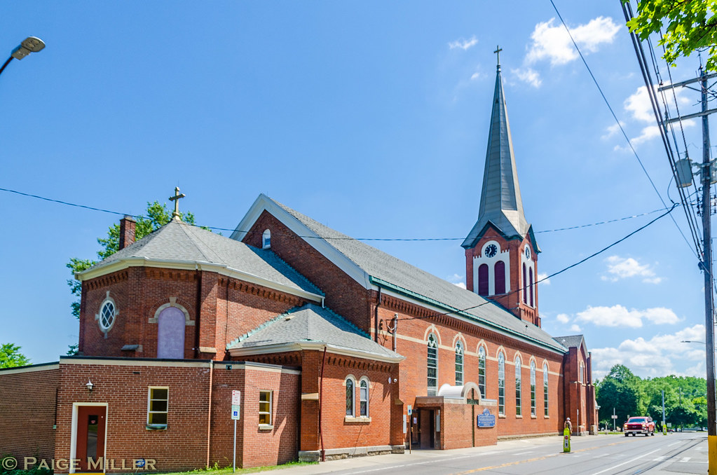 West Seneca, NY Fourteen Holy Helpers Church. This church … Flickr