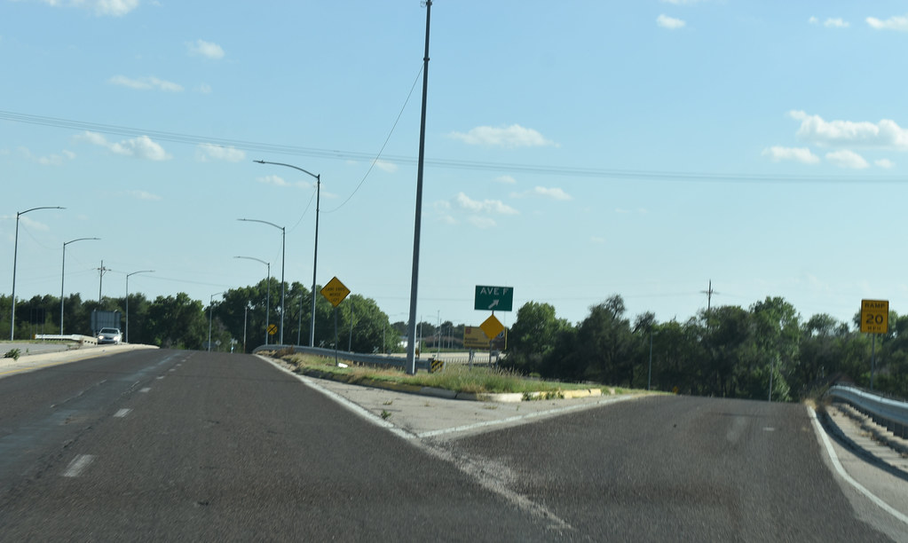Hutchinson, KS Woodie Seat Freeway Hutchinson, KS Woodie… Flickr