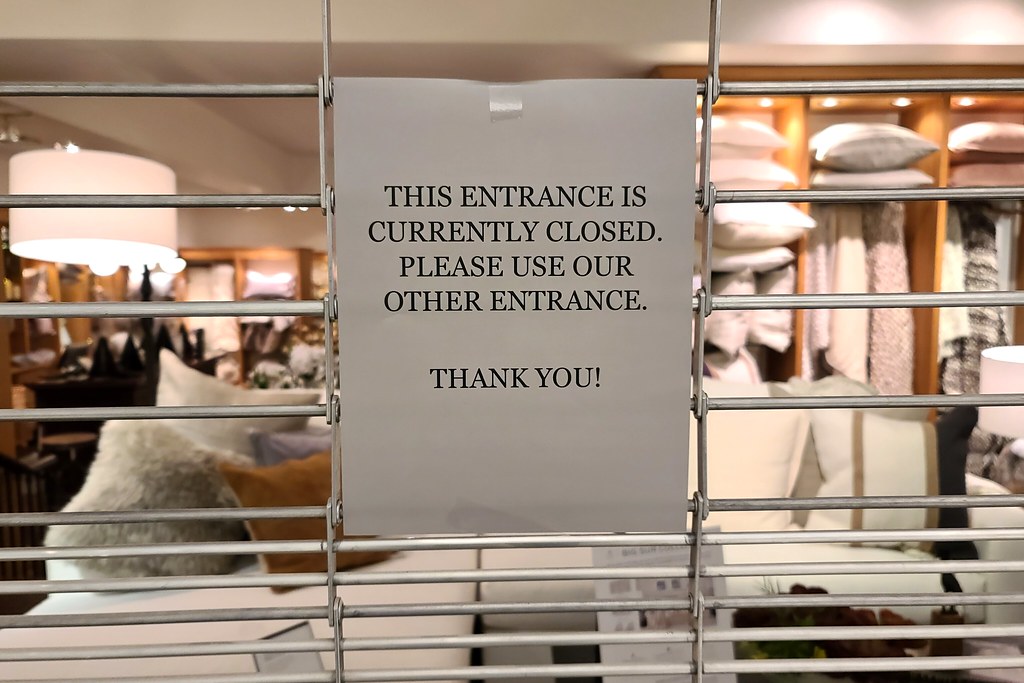 Closed entrance at Pottery Barn in King of Prussia Mall Flickr