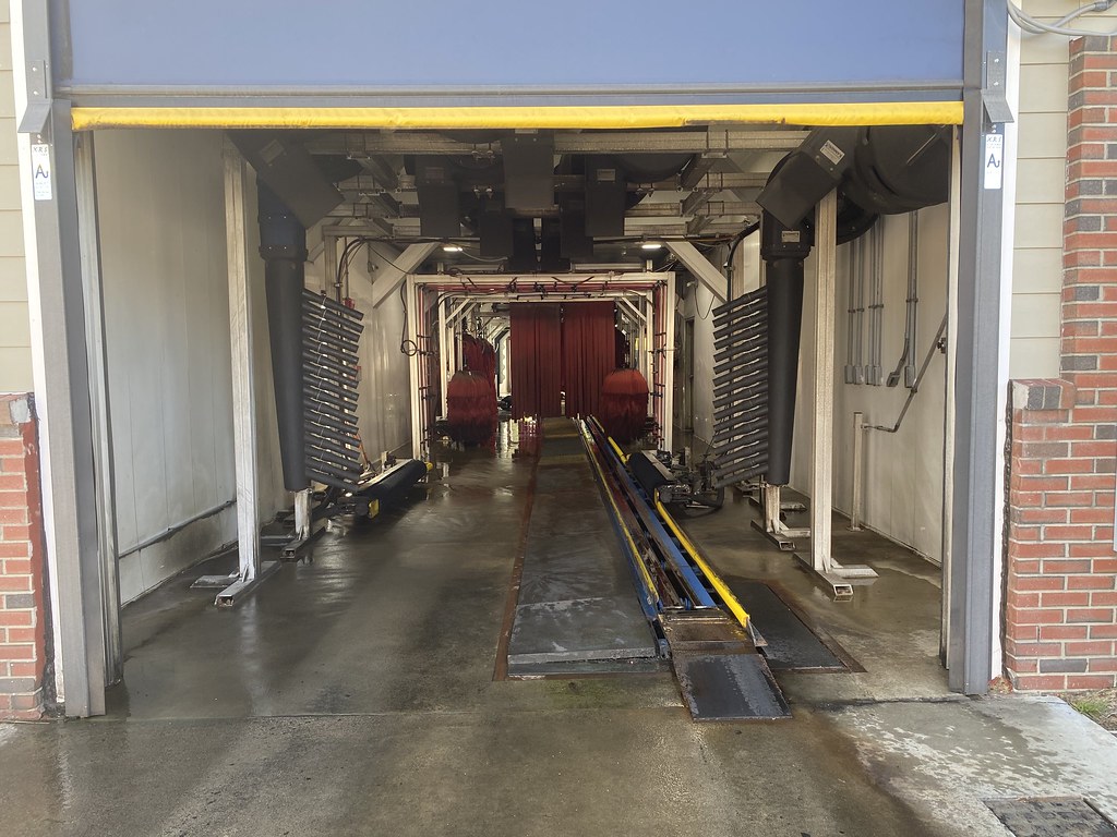 Sonny’s Soft Touch Tunnel Car Wash, Golden Nozzle Car Wash… Flickr