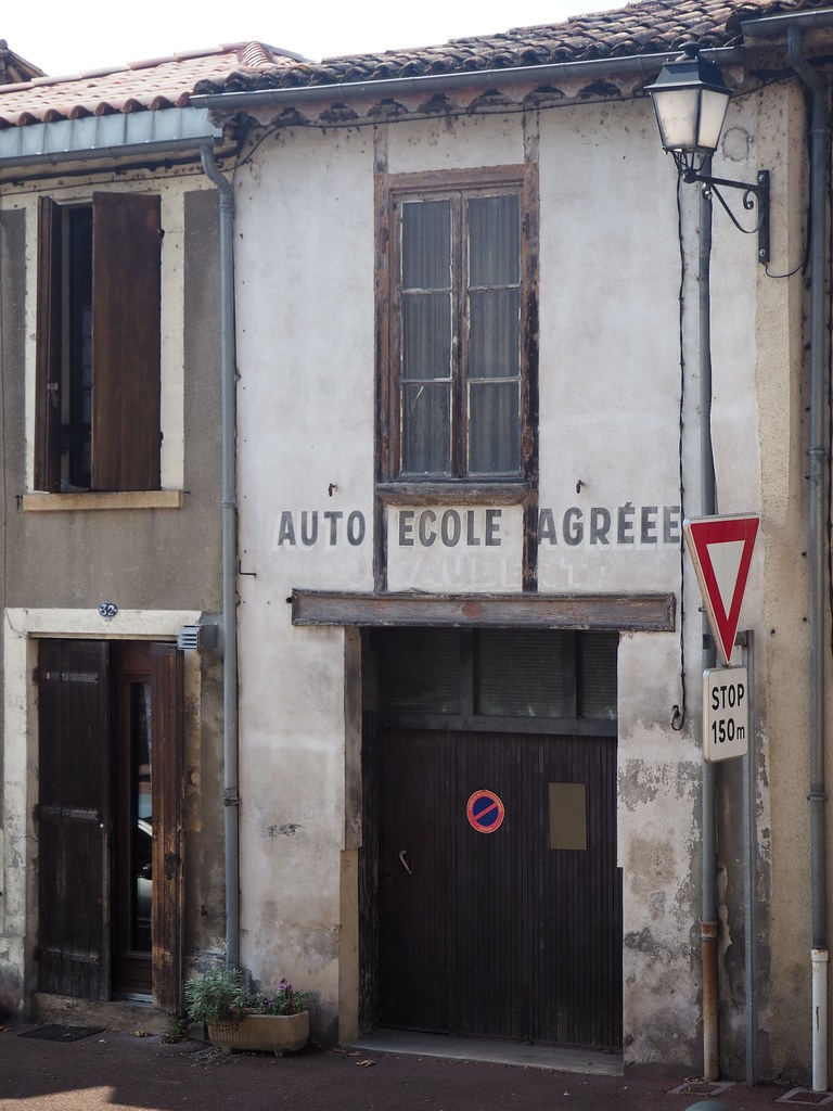 AUTO ECOLE AGREEE La Réole Gironde francoise poser Flickr