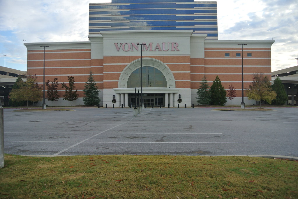 Von Maur Riverchase Galleria Hoover AL gameking3 Flickr