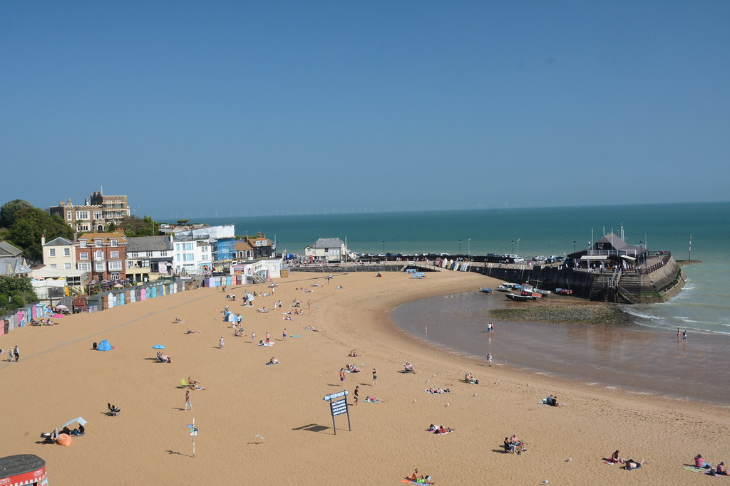Broadstairs to Ramsgate Broadstairs to Ramsgate via clifft… Flickr