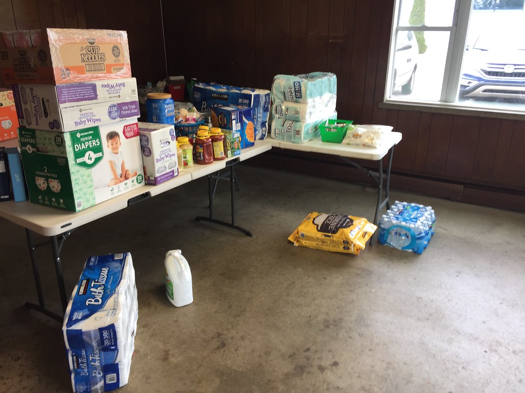 Help Homeless Shelters Project Donations of non perishable… Flickr