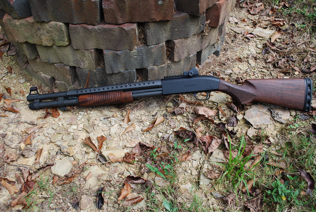 Mossberg 590 Retrograde