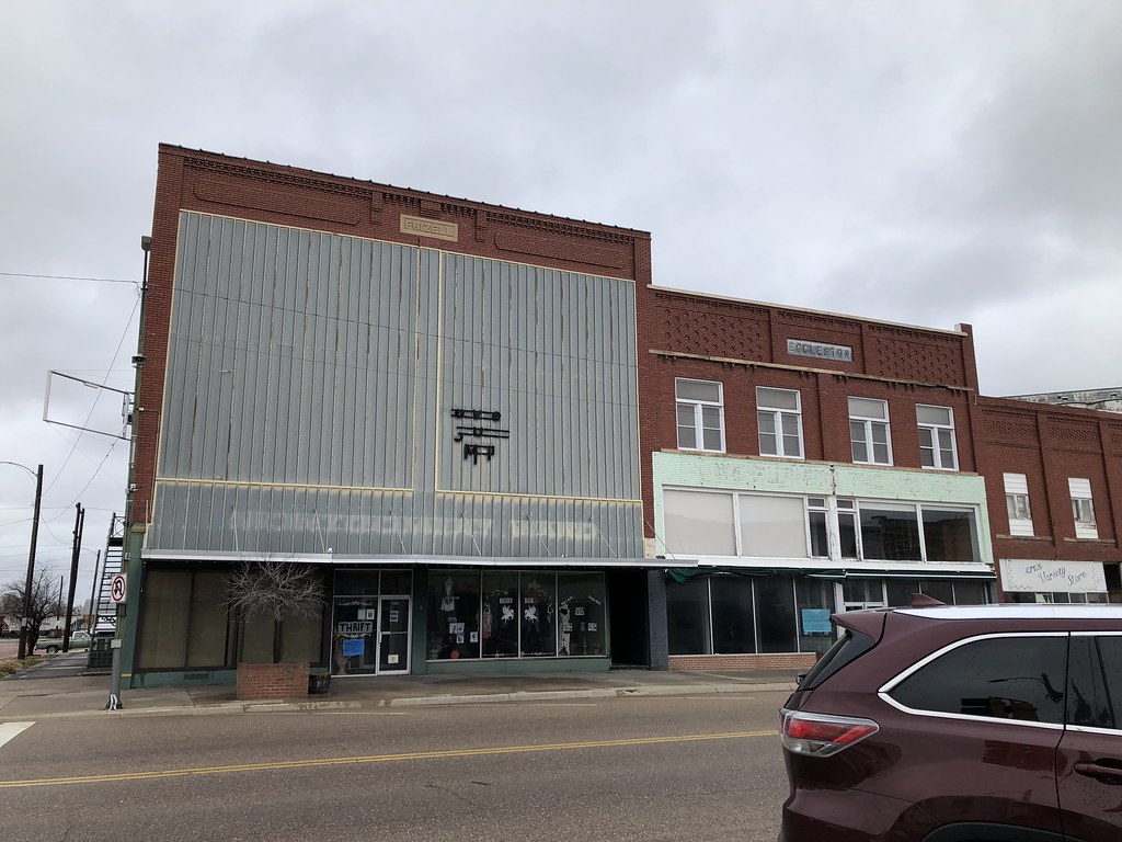Larned, KS Montgomery Ward Store Austin Dodge Flickr