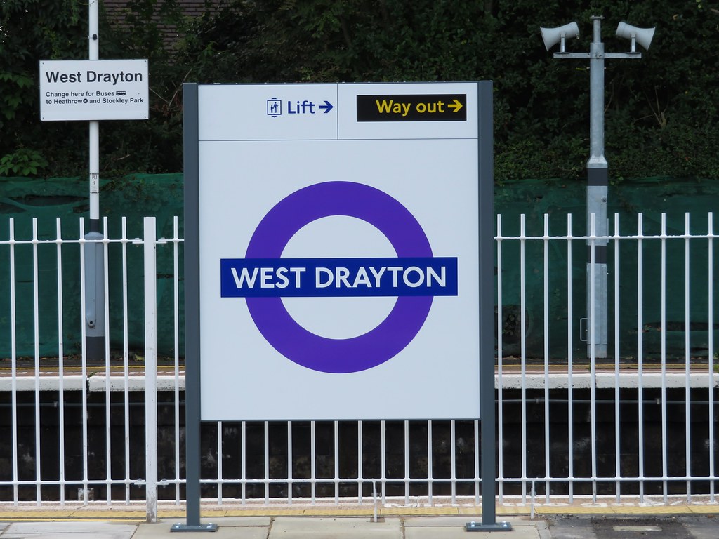 West Drayton Station portemolitor Flickr
