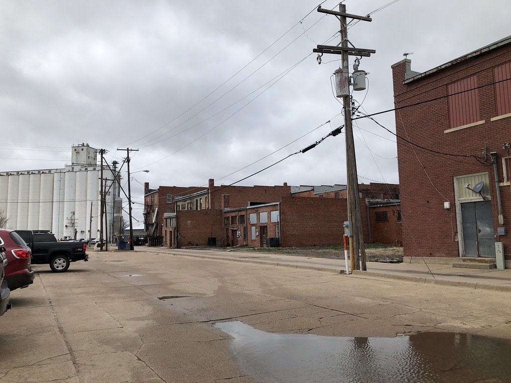 Kinsley, KS Alleyway Austin Dodge Flickr