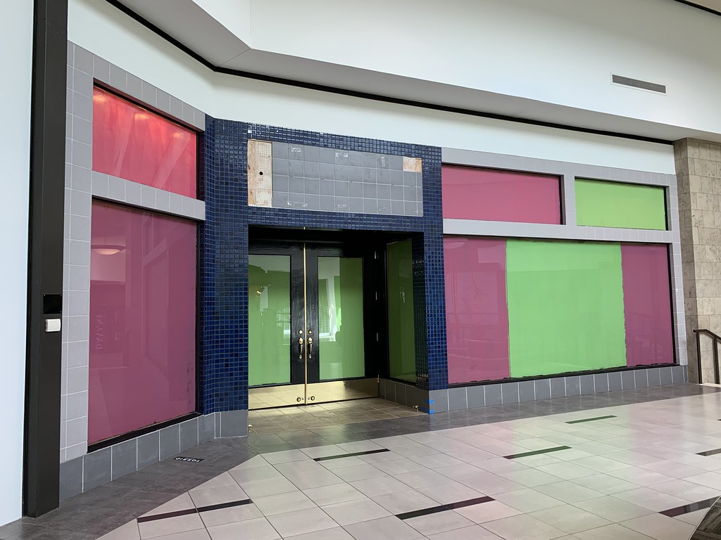 Collector's Heaven (closed) a photo on Flickriver