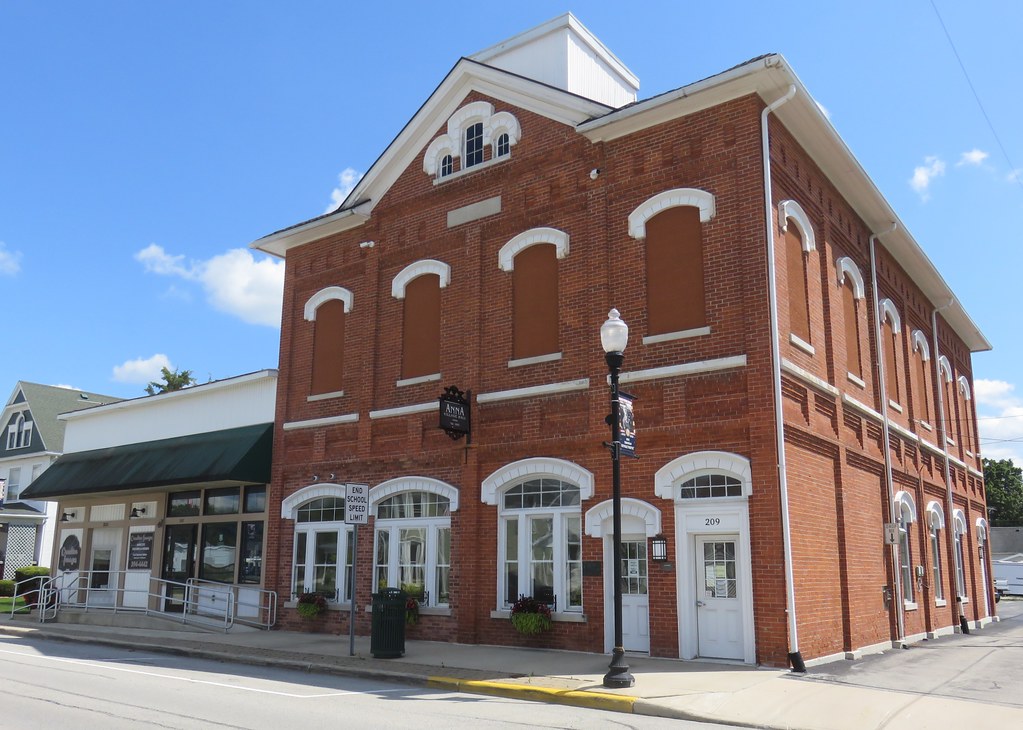 Anna, Ohio Town Hall Located at 209 West Main Street, this… Flickr