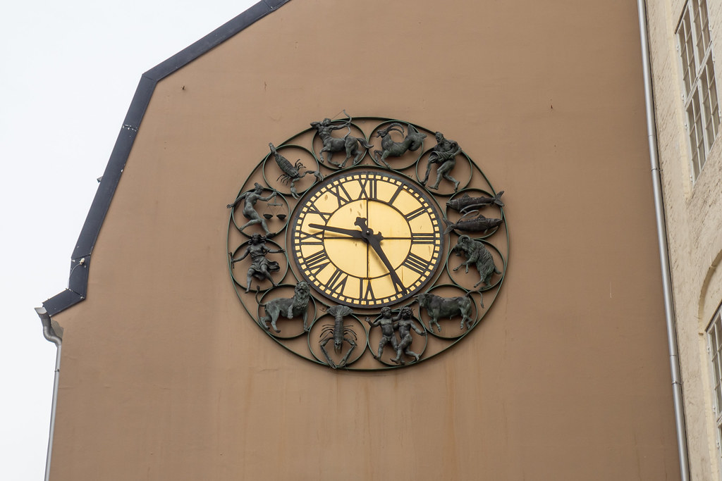 Oslo Astrological Clock Karl Johans Gate Oslo NORWAY 5… Flickr