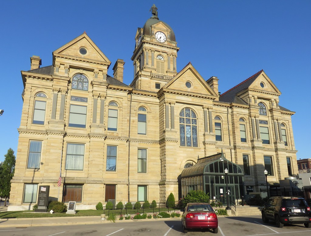 Hancock County Courthouse (Findlay, Ohio) This lovely Rich… Flickr