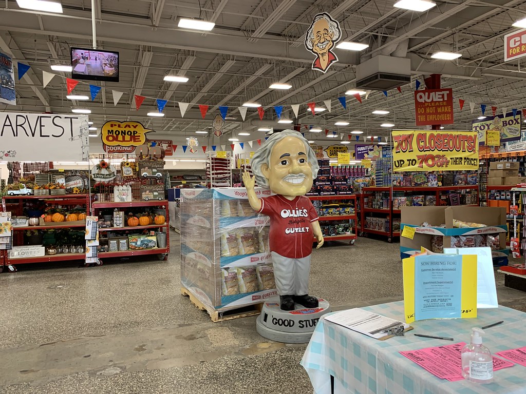 Ollie's Bargain Outlet interior a photo on Flickriver