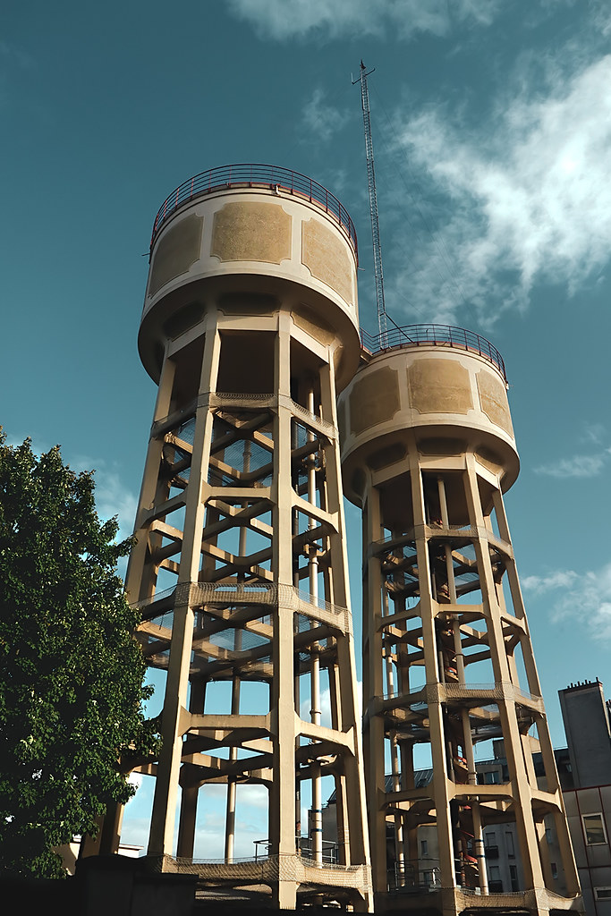 Belleville water towers Emmanuel Iriart Flickr