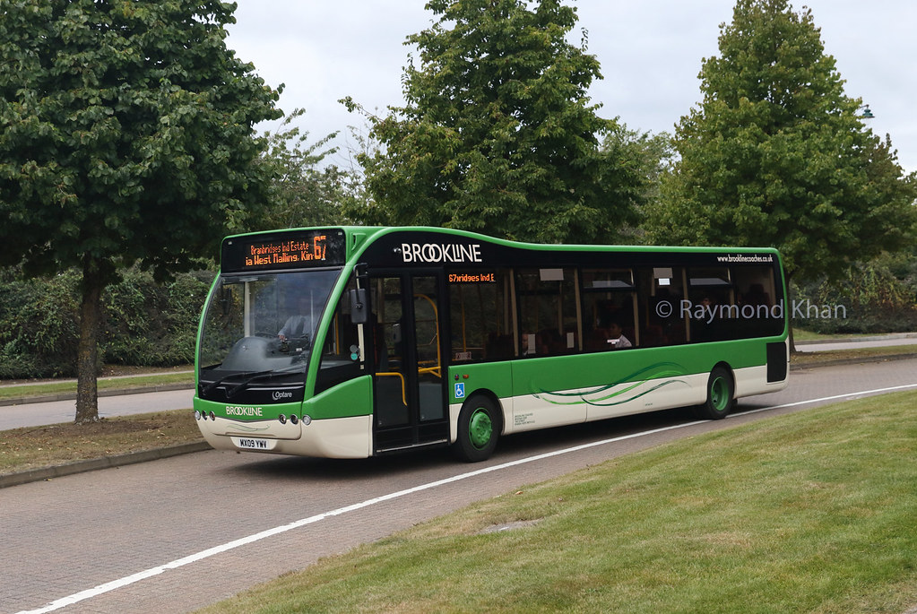 MX09YWV (Brookline Coaches) Kings Hill 23.9.21 Brookline C… Flickr