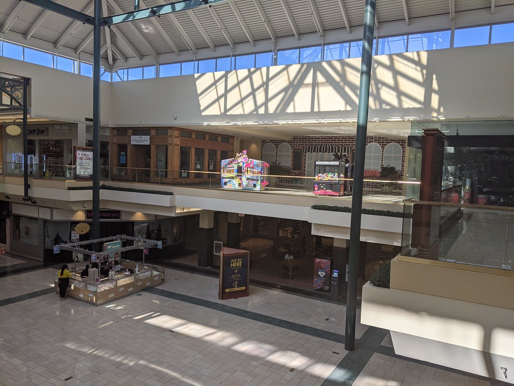 Buckland Hills Mall (Manchester, Connecticut) JJBers Flickr
