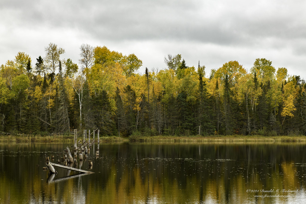 Fall on Picket Lake Late afternoon shot of Picket Lake. I … Flickr