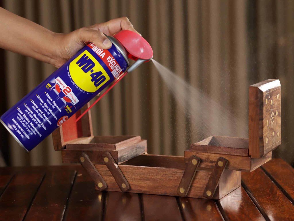 IMG_04231scaled1 wd40.in/tutorials/howtocleanoutan… Flickr