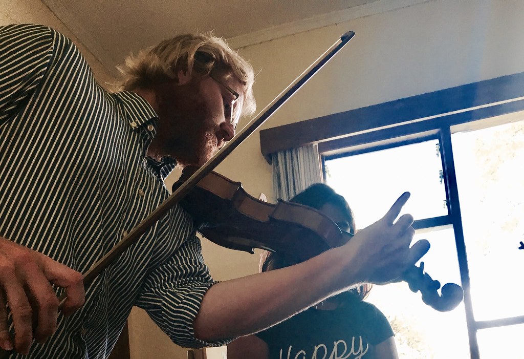 Violin shop Honolulu Honolulu music lessons Violin shop … Flickr