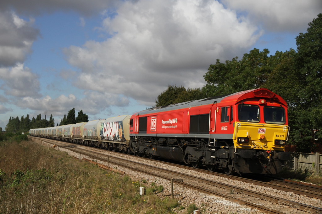 Class 66077 at Ramsey Road Level Crossing Whittlesey Flickr