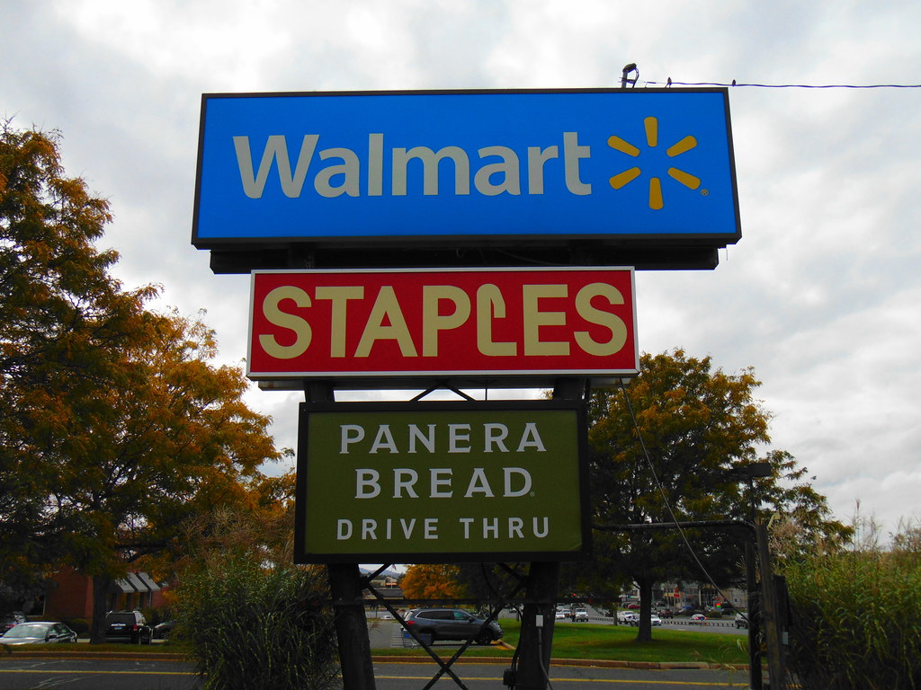 Walmart (Newington, Connecticut) JJBers Flickr