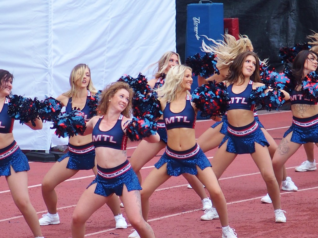 Cheerleaders, Montréal Alouettes, Montréal, 11 October 2021 Flickr