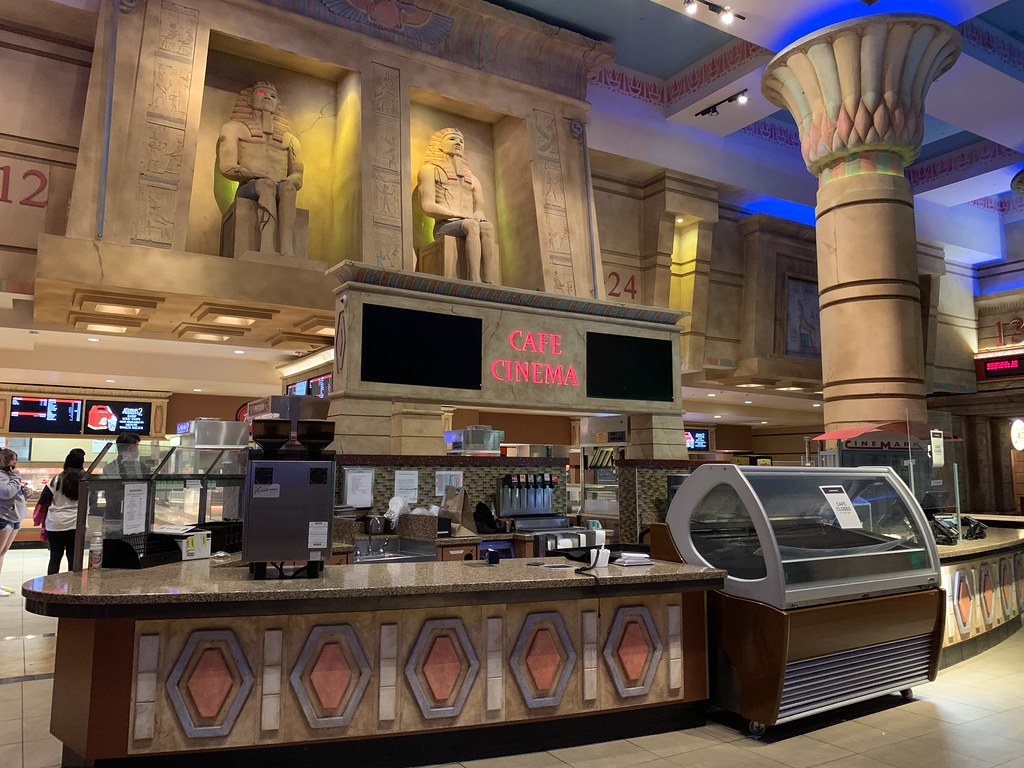 Cinemark Egyptian 24 interior a photo on Flickriver