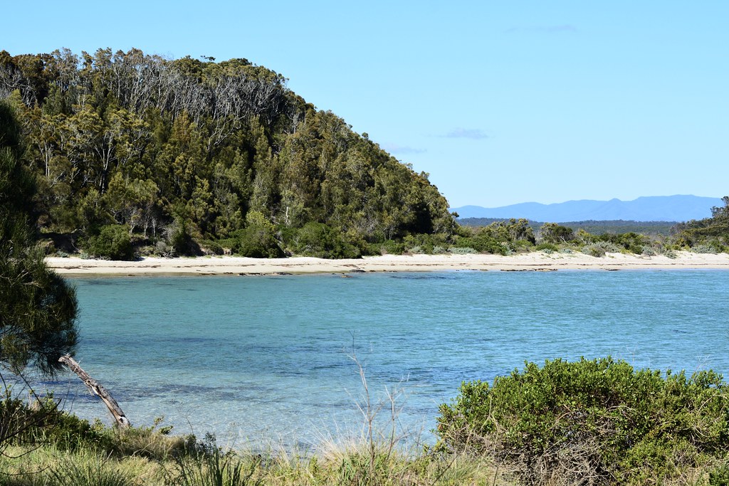 Broulee, New South Wales Broulee Island on a wonderfully c… Flickr