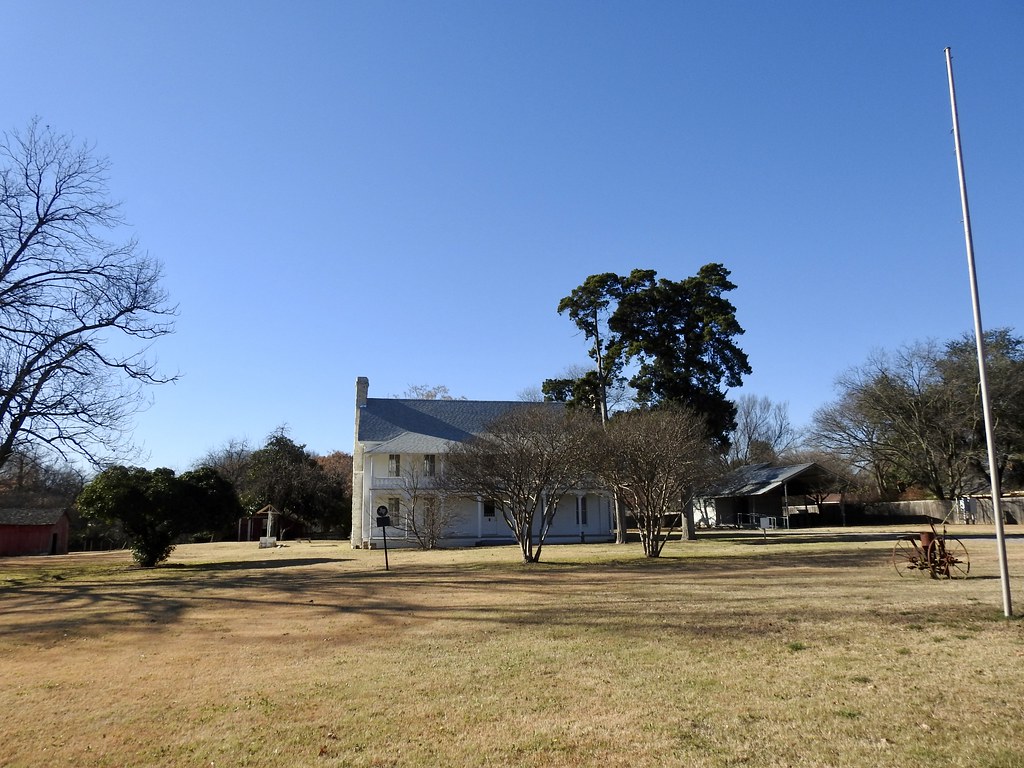 Nance Farm Uncropped and unstraightened QuesterMark Flickr