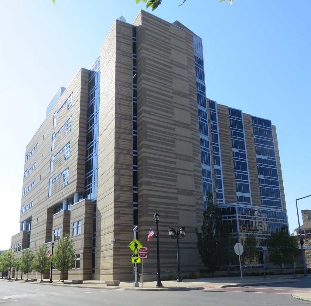 Lorain County Justice Center (Elyria, Ohio) Built in 2004,… Flickr