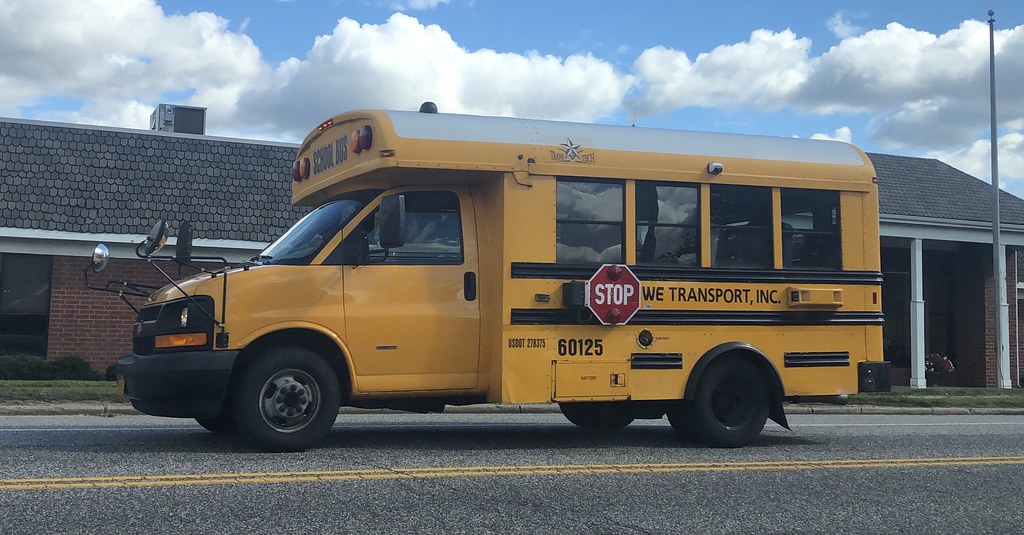 WE Transport, Inc. 60125 TowneBusPhotography Flickr