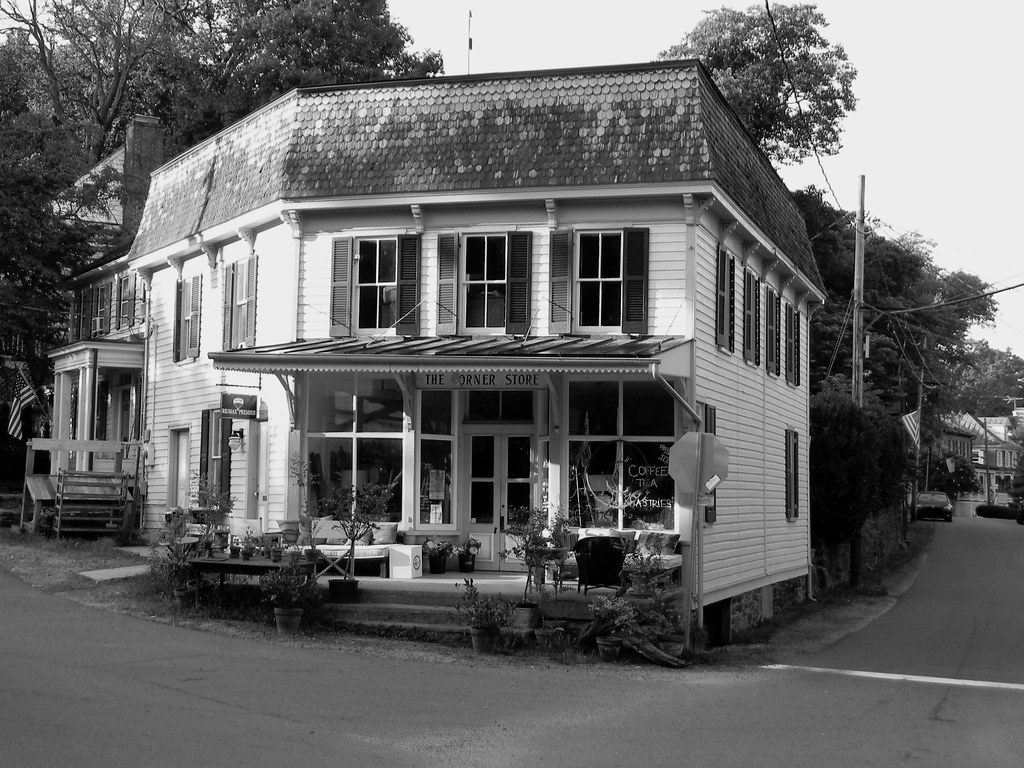 The Corner Store Waterford VA, August 8, 2021 Art Reid Flickr