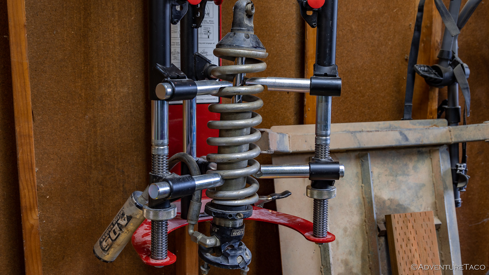 Rebuilding/Revalving Smooth Body Shocks (King version) AdventureTaco