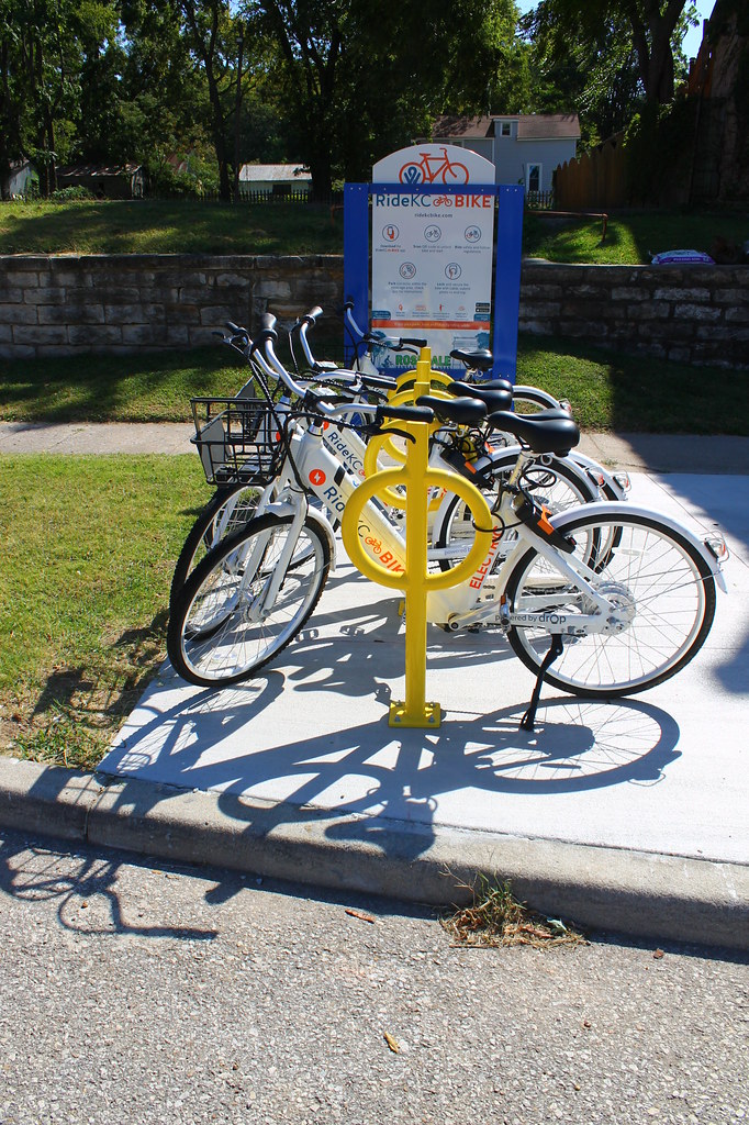 RideKC IMG_2668 2021 09 26 002 file RideKC Station KC ar… Flickr