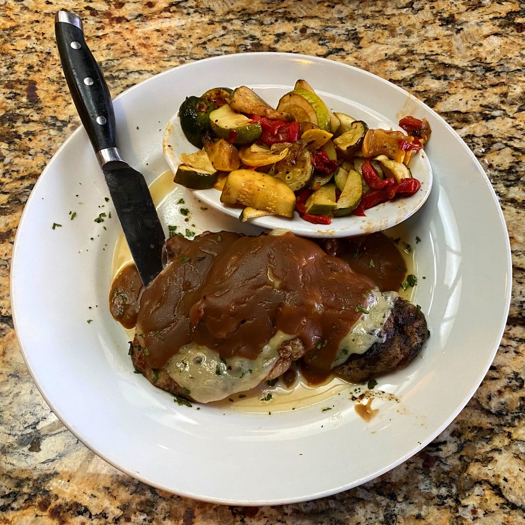 Dining Out The Stonebridge Grille & Tavern In Youngstown… Flickr