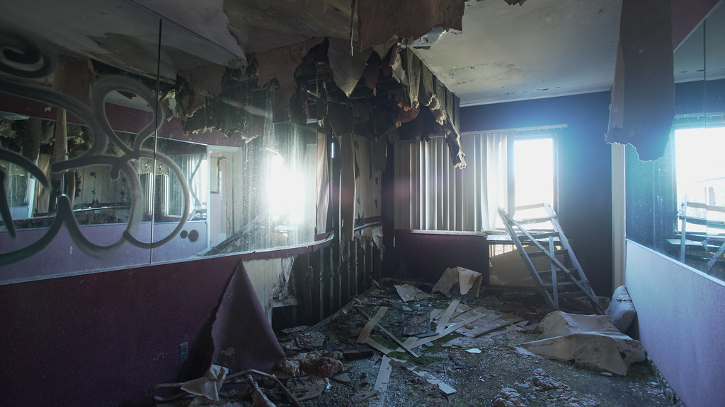 DSC01736 Pines Hotel, South Fallsburg NY. Main building ho… Flickr