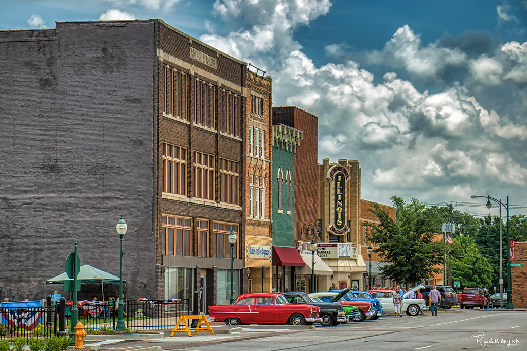 North Side Of Square Looking East, Jacksonville, Illinois a photo on