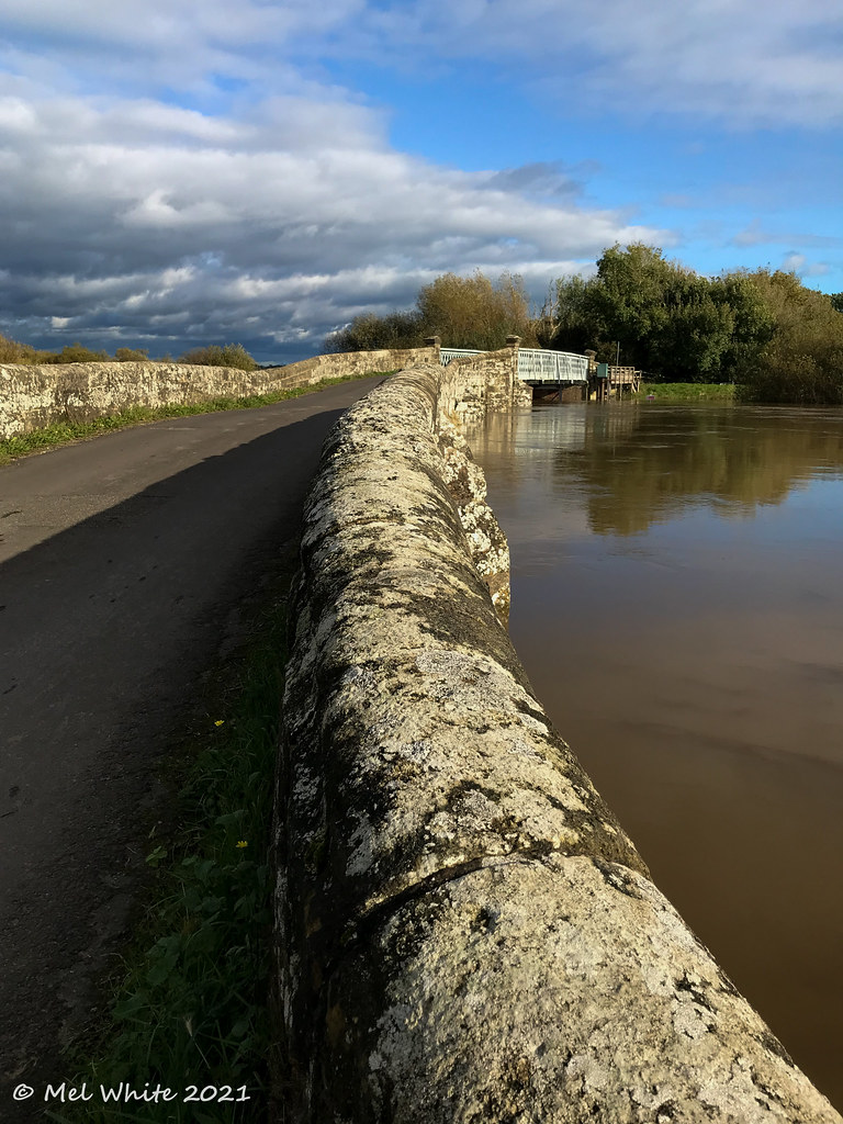202142 Greatham Bridge Just a metre or so left on the arc… Flickr